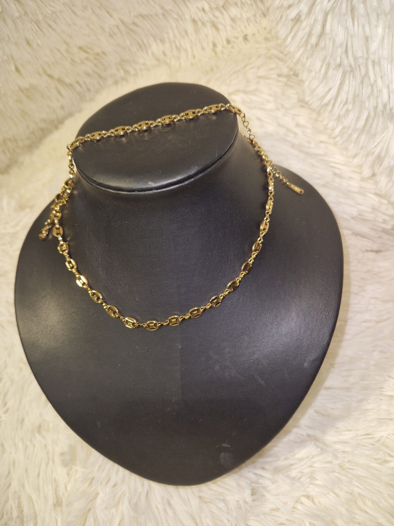 Collar y pulsera a juego